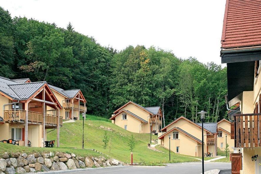 Duplex-Chalet Entre Lac Et Montagne Avec Balcon 吕格兰 外观 照片