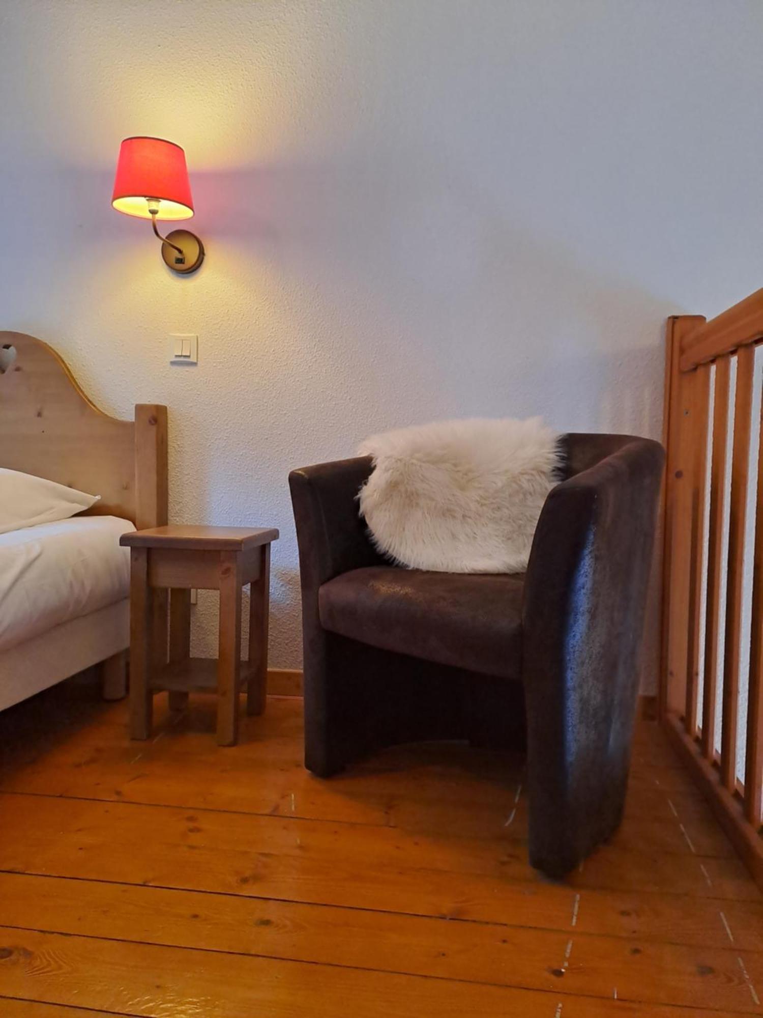 Duplex-Chalet Entre Lac Et Montagne Avec Balcon 吕格兰 外观 照片